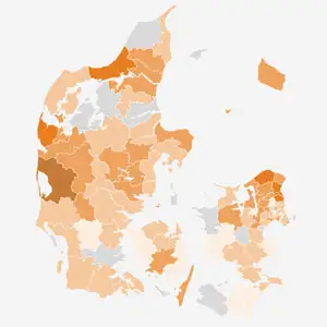 Danmarkskort over andelen af personer i offentlig alkoholbehandling, som afslutter et behandlingsforløb enten som alkoholfri, med reduktion i forbruget eller med relevant henvisning
